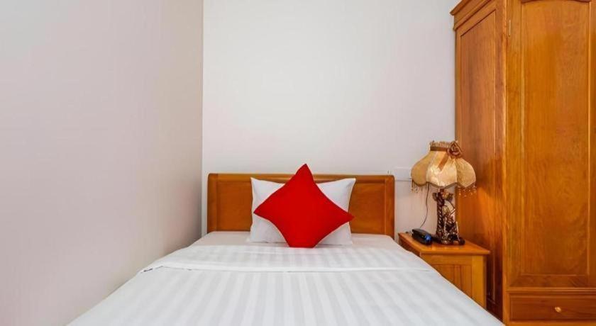 Oyo 90936 Hotel Manjoi Inn איפוה מראה חיצוני תמונה